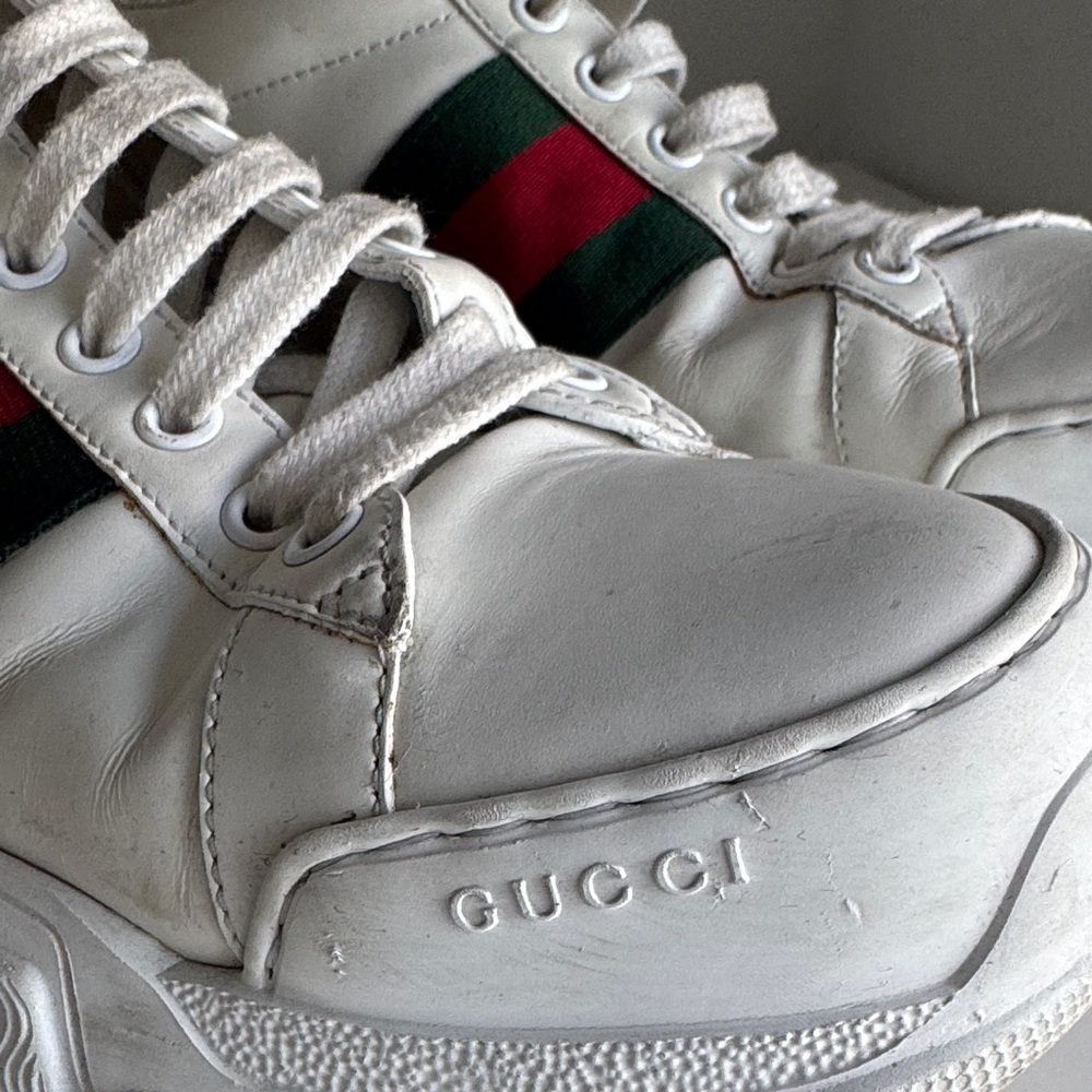 Gucci Men's White Sneakers with Red and Green Accents (size 41). - Picture 6 of 10